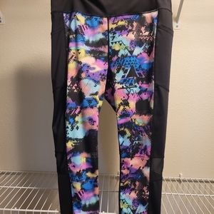 Lularoe Rise Collection Fearless Fittness Crop Leggings